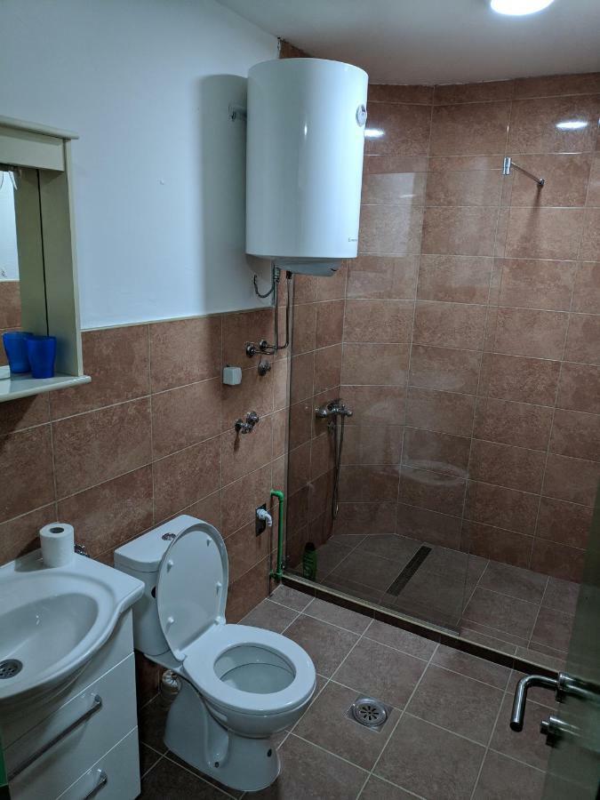 Malo Brdo Lejlighed Podgorica Eksteriør billede